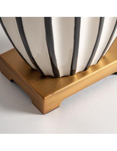 LÁMPARA DE SOBREMESA