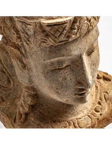 BUSTO SURT THAILANDÉS BUSTO SURT THAILANDÉS