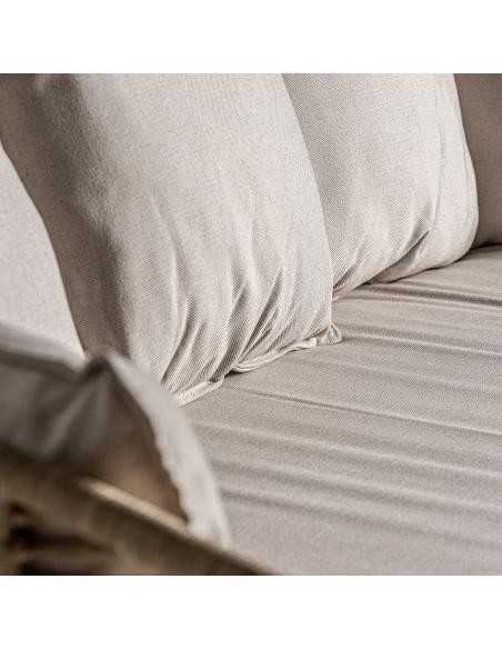 SOFÁ PLISSÉ RATTAN